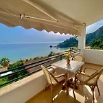 Corfu Menigos 86 דירה