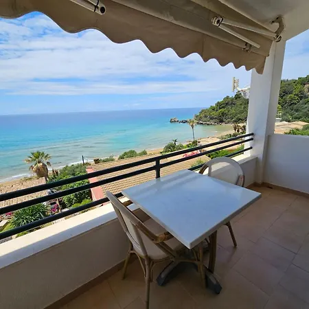 Corfu Menigos 86 * غليفادا