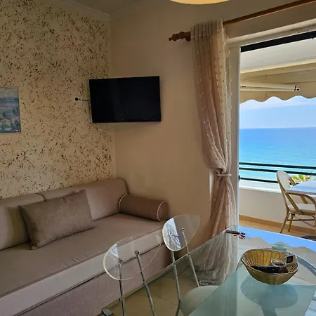 Corfu Menigos 86 شقة غليفادا