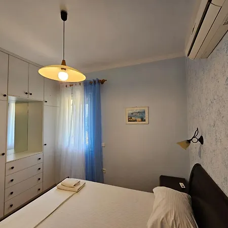 Corfu Menigos 86 * Glifada